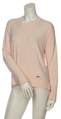 Pullover in einer überschnittenen Form | Pullover oversize
