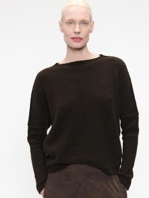 Jane Lushka Pullover – Minimal Chic in edlem Dunkelbraun | Jannys Pullover
