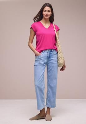 v-neck shirt w.big collar