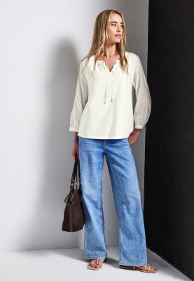 Cotton tunic w embroidery deta