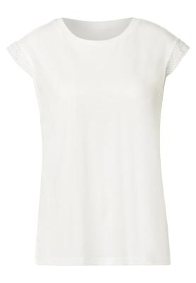 shirt w.crochet cuffs