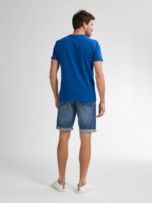 T-Shirt mit Retro-Frontprint – Sportiver Look mit coolem Statement
