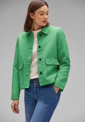 Damenjacke mit gestepptem Karomuster | short quilted jacket