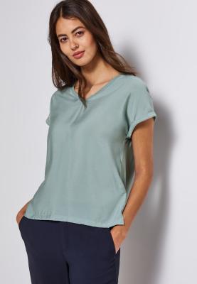 mat-mix v-neck shirt