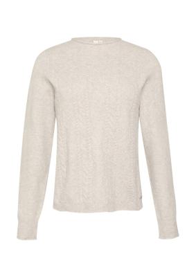 Flauschiger Pullover mit Zopfmuster