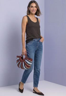 basic top w.lace cuff