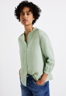 SOL_Buttoned blouse w frill