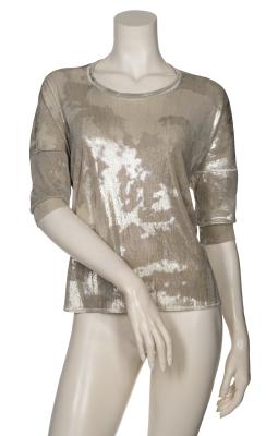 DESIGNER-STATEMENT: Shirt mit grafischen Kontrasten von Beate Heymann