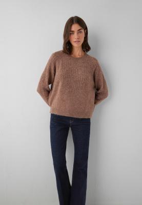 CREW NECK SWEATER
