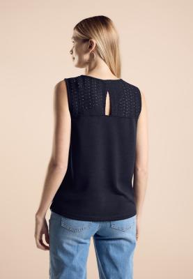 Top mit Stickerei | v-neck top w.lace yoke