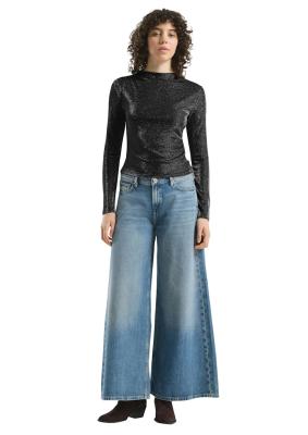 Glitzershirt mit seitlicher Raffung