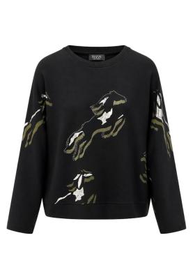Sweatshirt mit Langarm zeigt sich in figurumspielender