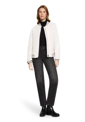 Amber & June Jacke – Lässige Eleganz für kühle Tage