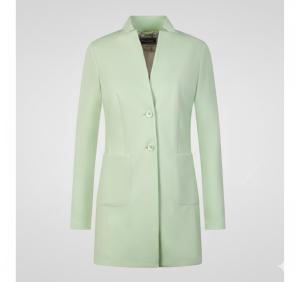 White Label Longblazer – Strukturierte Eleganz in Lindgrün