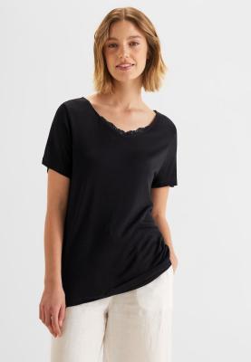 Damen T-Shirt mit einem filigranen Spitzeneinsatz am V-Ausschnitt | v- neck shirt w.lace
