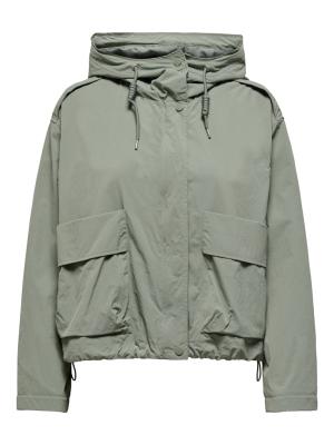 Stylischer Parka – Funktional & Modisch | ONLMAMBA SHORT PARKA JACKET CC OTW