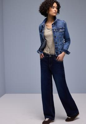 printed shirt w.rounded v-neck