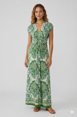 Statement-Maxikleid im Tapisserie-Look: Exotische Eleganz