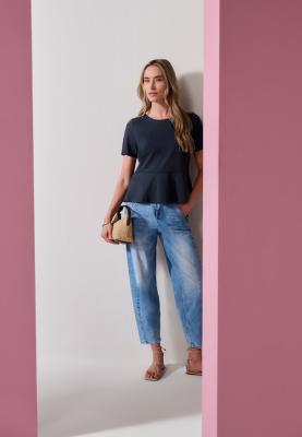 shirt w.volant bottom