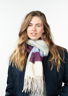 Eluzabeth Scarf