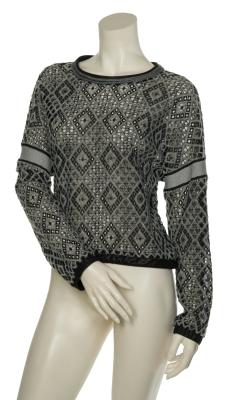 Pullover in auffälligem und kunstvollen Design